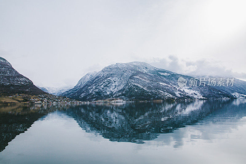 挪威冬季的n øyfjord